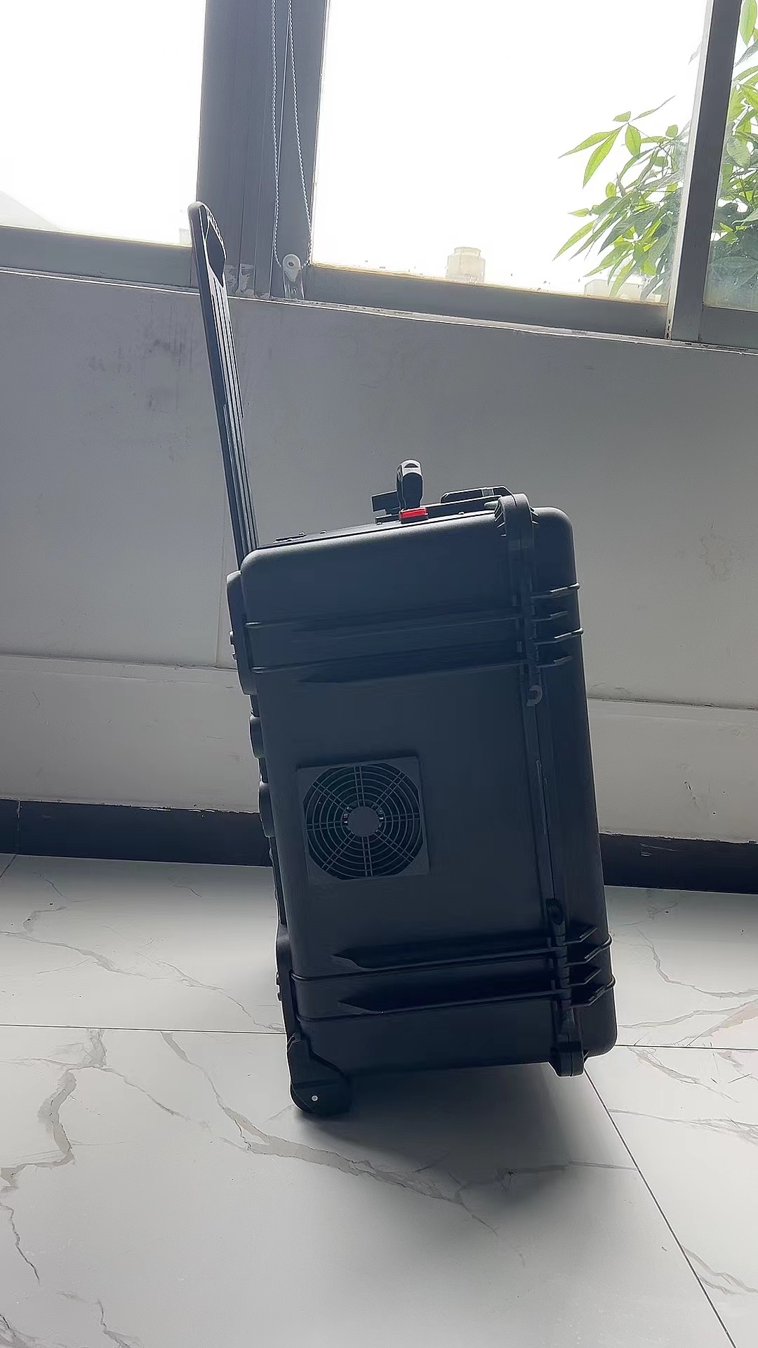 永定手拉箱型移动通信干扰器